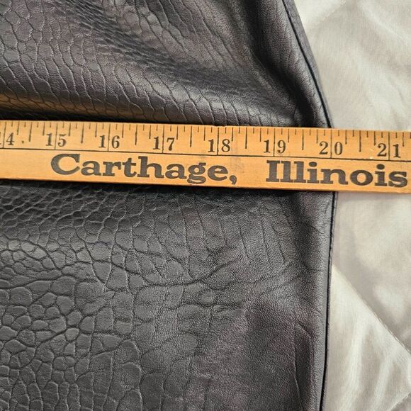 NWT VERO MODA RILEY BLACK FAUX PEBBLE LEATHER MINI SKIRT SIZE M - Picture 14 of 15